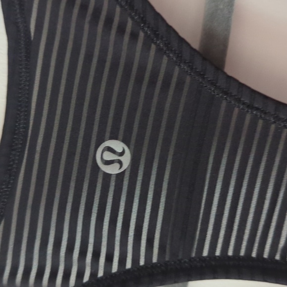 Lululemon Goal Crusher Tank (Stripe) - Picture 3 of 7